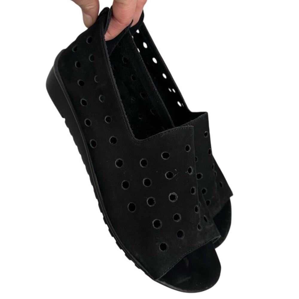 VANELi Black Cut- Out Suede Sandals Size 8.5 - Picture 11 of 11